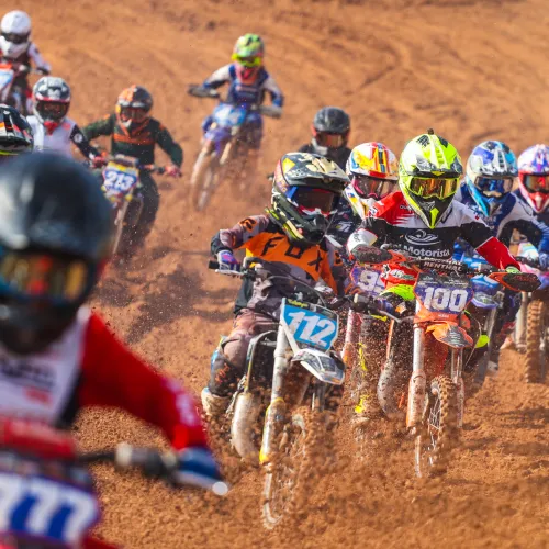 El Campeonato de España deja las primeras victorias en el circuito de motocross de MotorLand Aragón El Campeonato de España deja las primeras victorias en el circuito de motocross de MotorLand Aragón